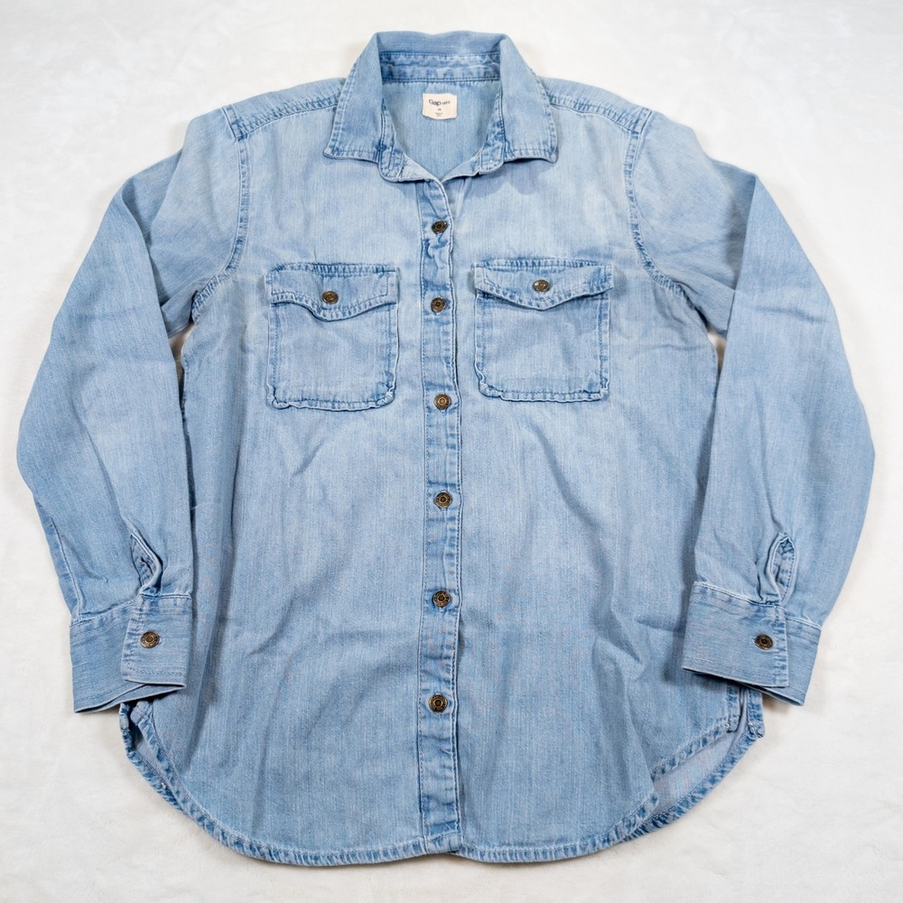GAP Denim Utility Shirt Womens XS‎ Light Blue Denim Stud Button Up
